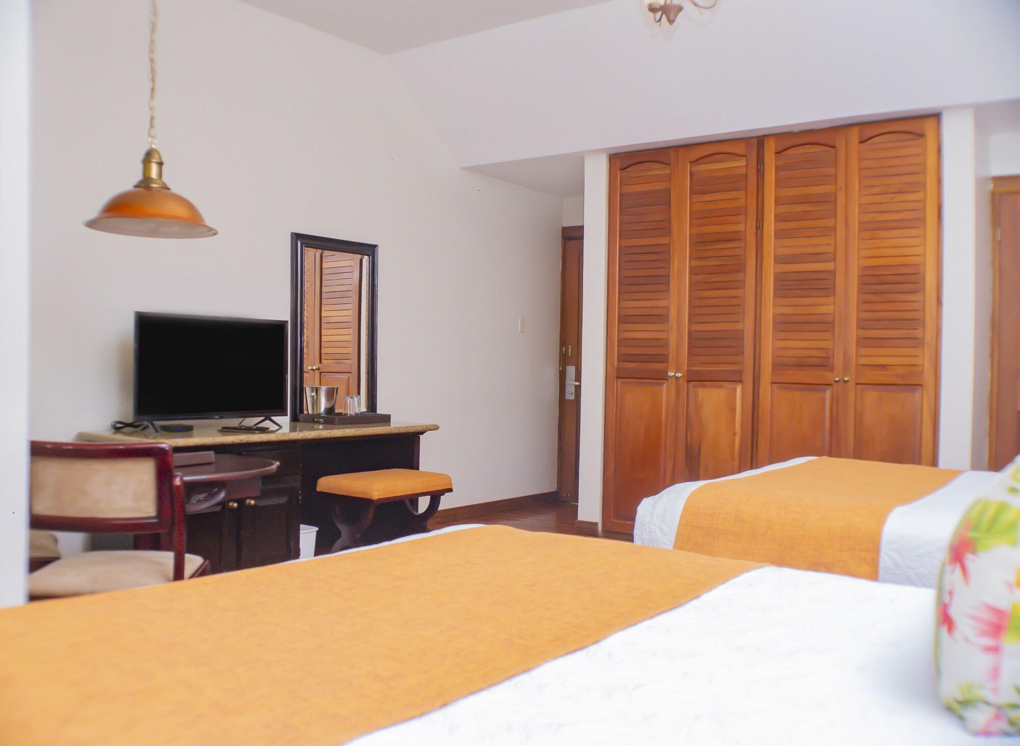 El Rodeo Boutique & Steakhouse 4*