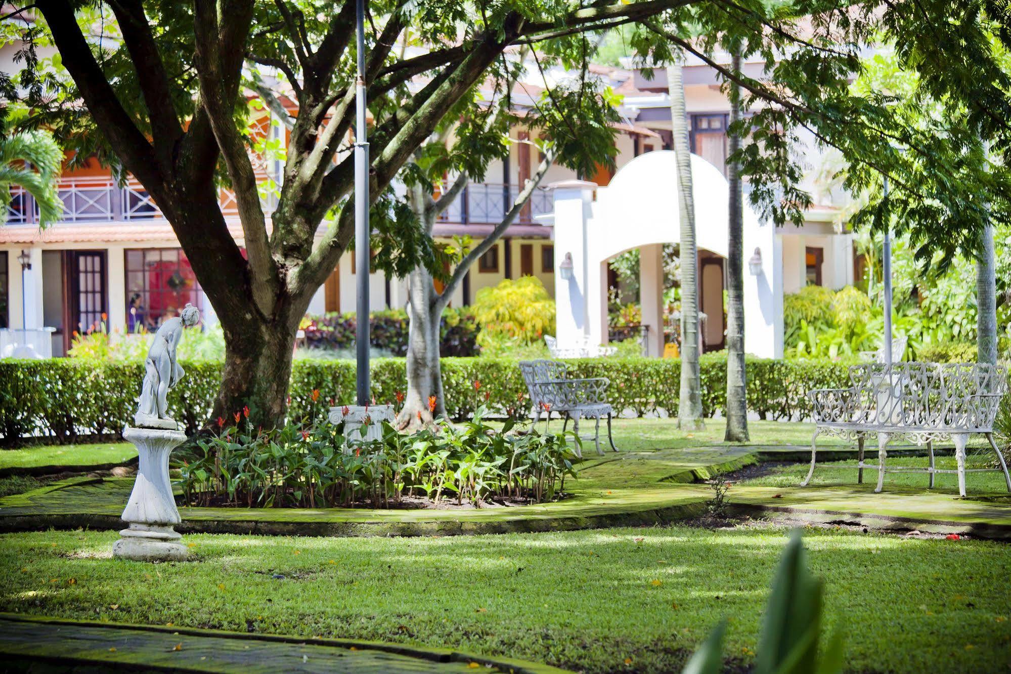 Hotel El Rodeo Boutique Hotel&steakhouse