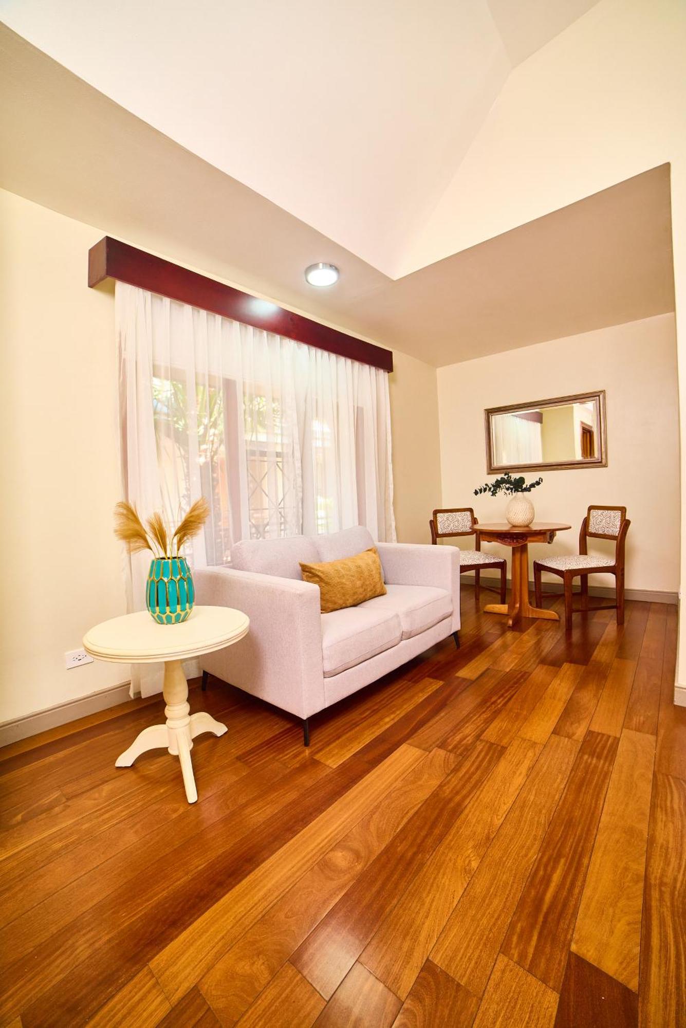 El Rodeo Boutique & Steakhouse 4*